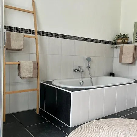 Augenblicke In - Modernes Mit Garten * 올스버그