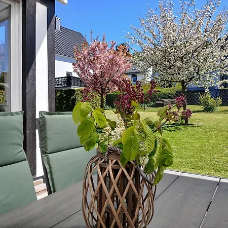 Augenblicke In - Modernes Mit Garten * אולסברג