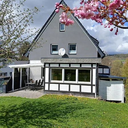 Augenblicke In - Modernes Mit Garten Feriehus Olsberg
